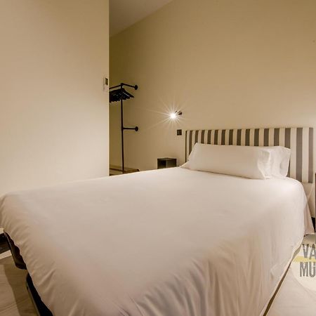 Iconic Apt En Plena Plaza Del Carmen Para 4Pax E3 Madrid Bagian luar foto