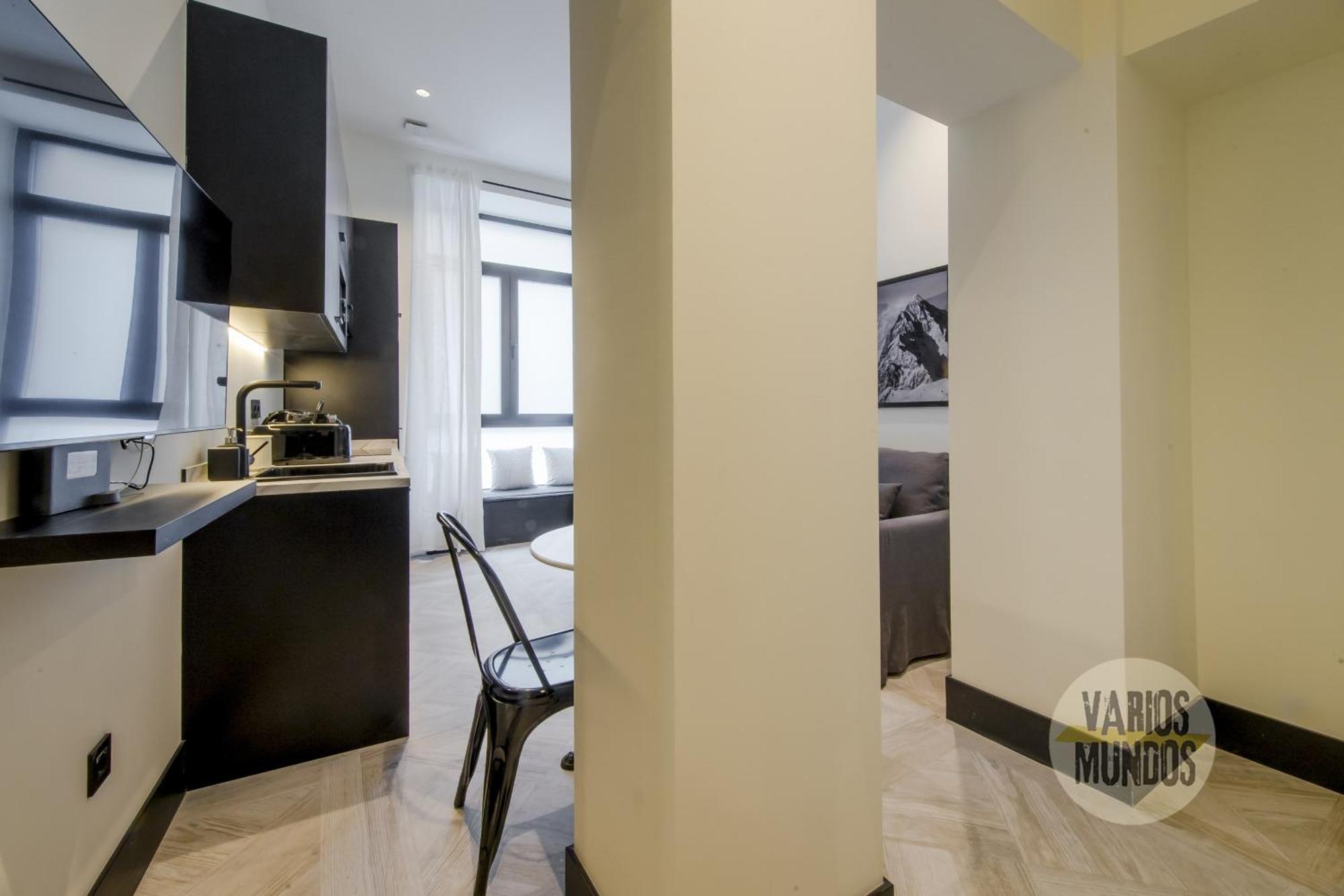 Iconic Apt En Plena Plaza Del Carmen Para 4Pax E3 Madrid Bagian luar foto