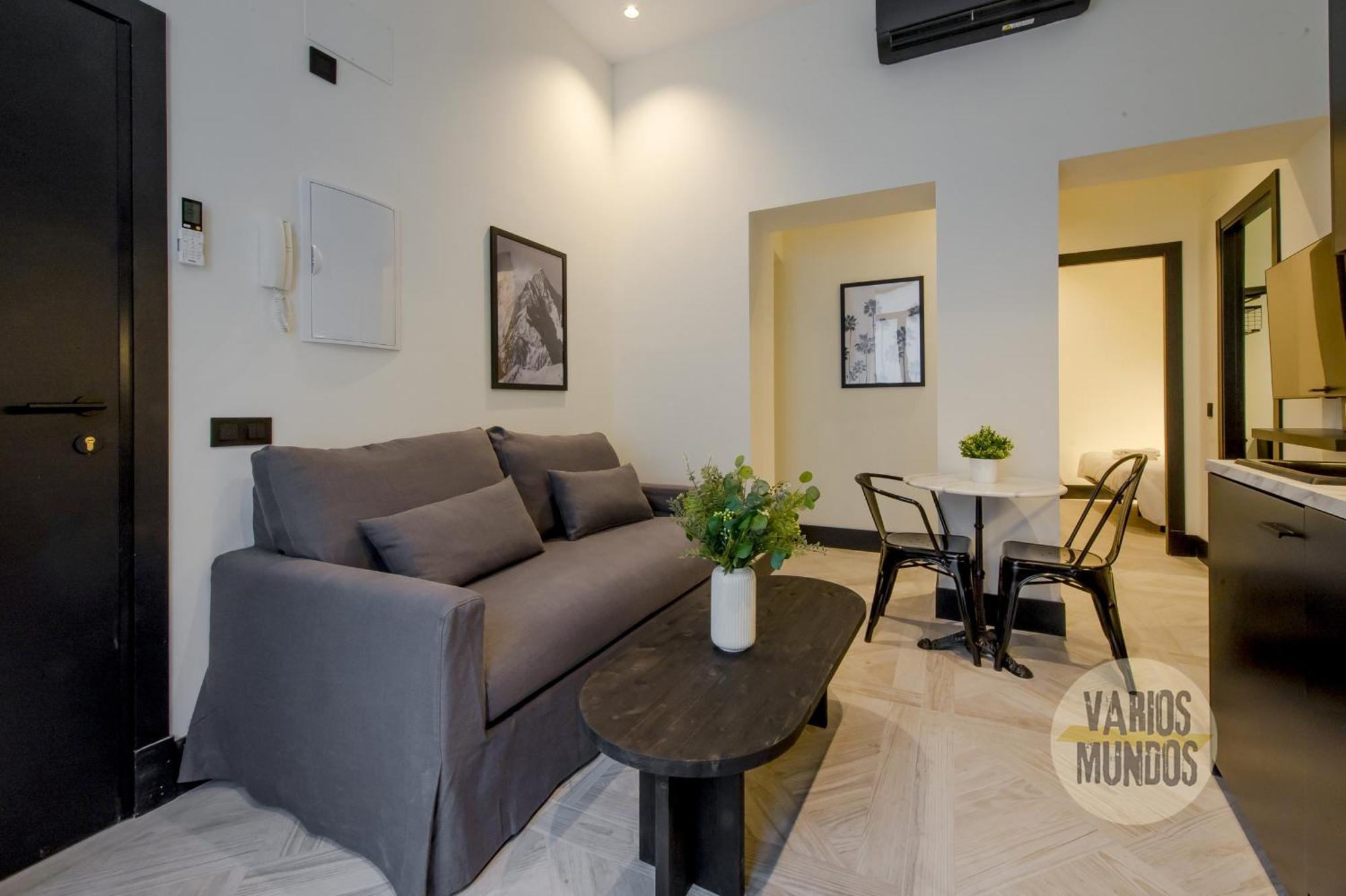 Iconic Apt En Plena Plaza Del Carmen Para 4Pax E3 Madrid Bagian luar foto