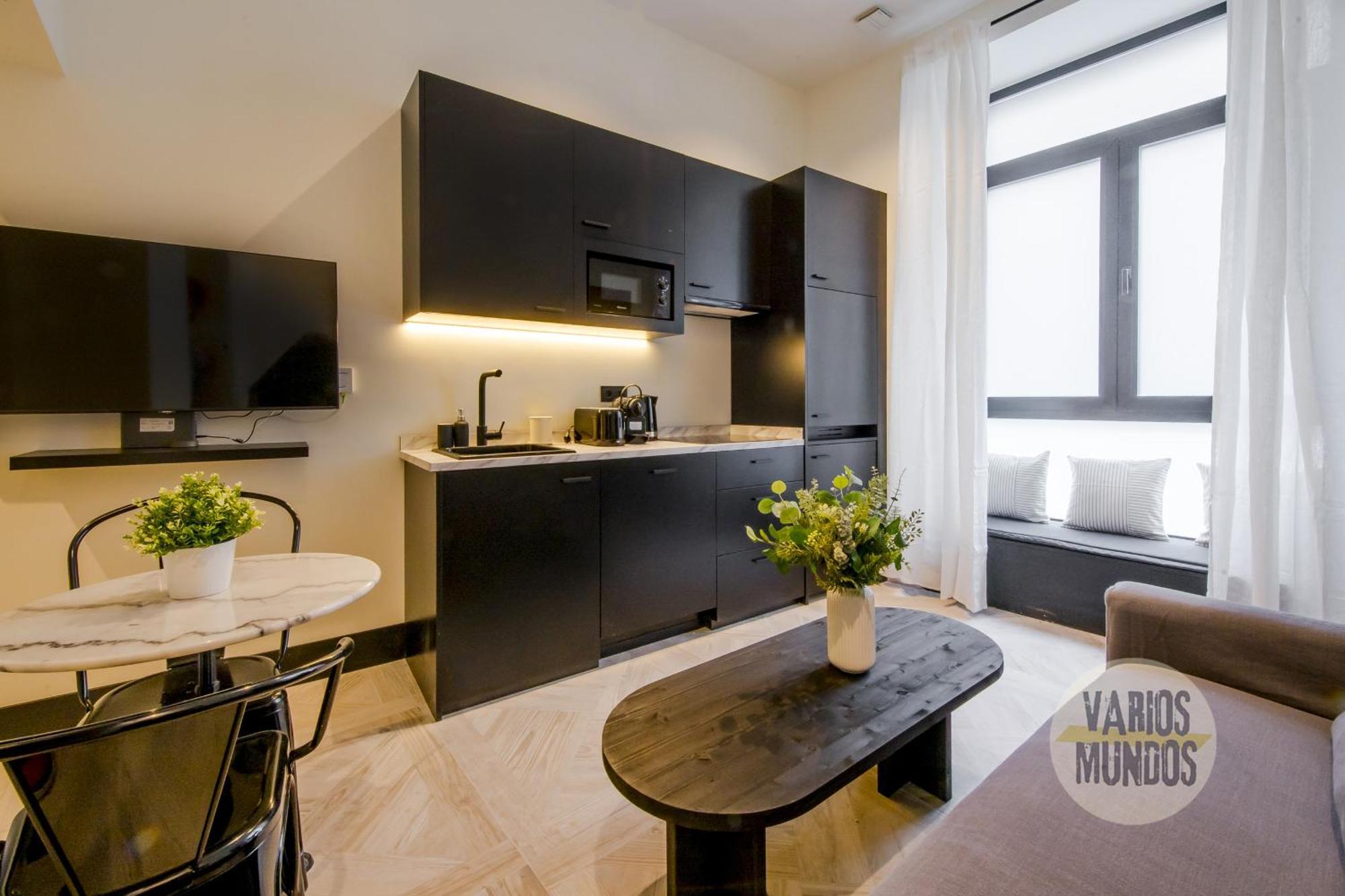 Iconic Apt En Plena Plaza Del Carmen Para 4Pax E3 Madrid Bagian luar foto