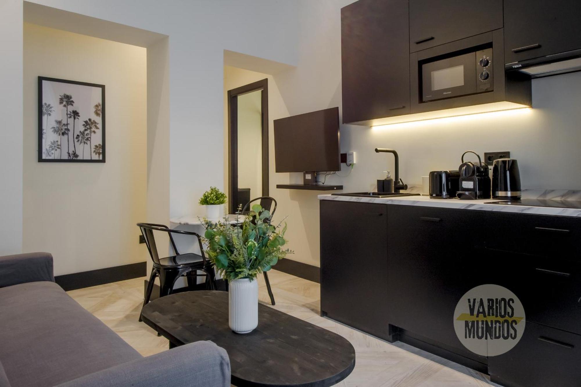 Iconic Apt En Plena Plaza Del Carmen Para 4Pax E3 Madrid Bagian luar foto