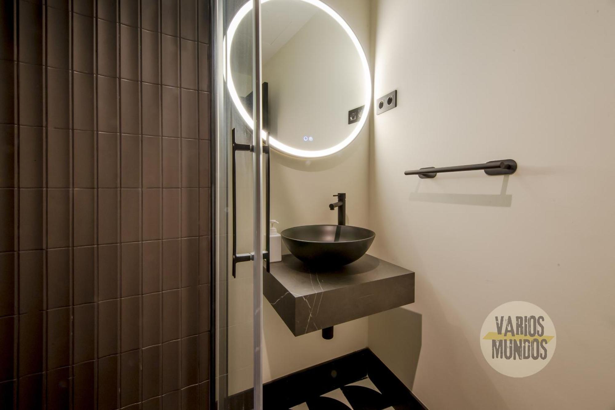 Iconic Apt En Plena Plaza Del Carmen Para 4Pax E3 Madrid Bagian luar foto